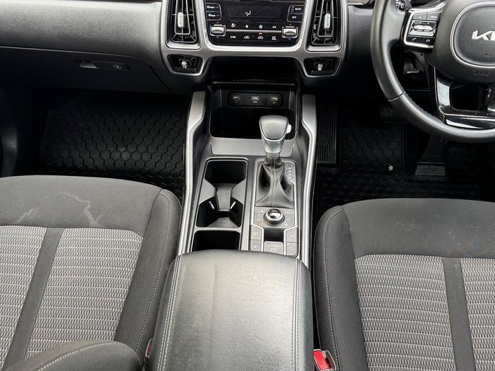 2022 Kia Sorento Sport
