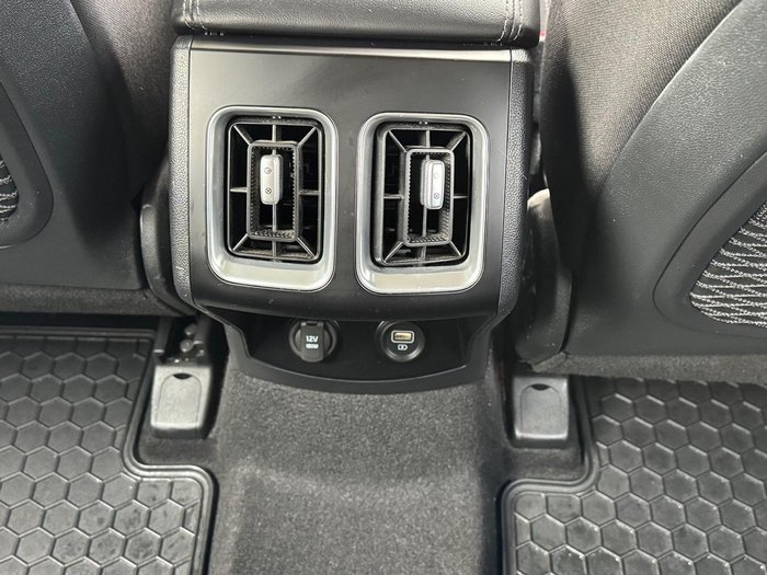 2022 Kia Sorento Sport