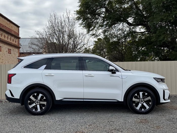 2022 Kia Sorento Sport