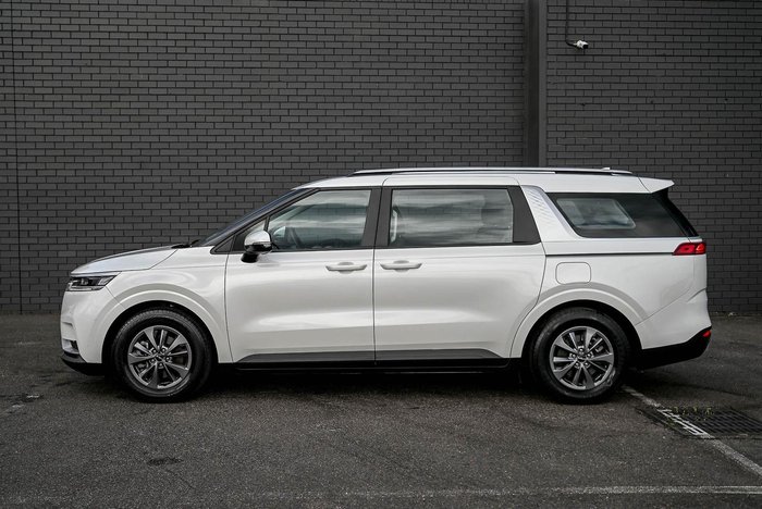 2022 Kia Carnival S