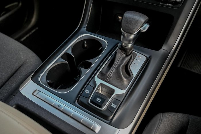 2022 Kia Carnival S