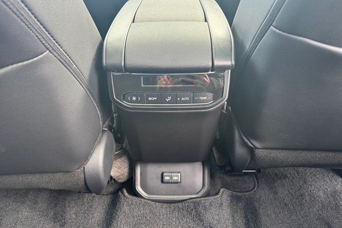 2024 Toyota Kluger Grande