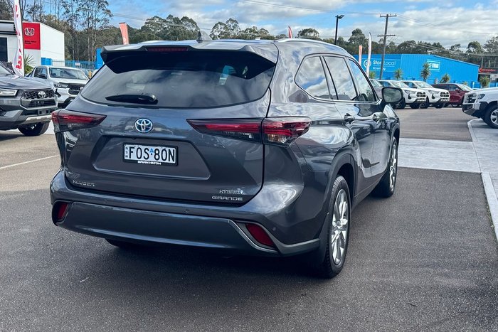 2024 Toyota Kluger Grande