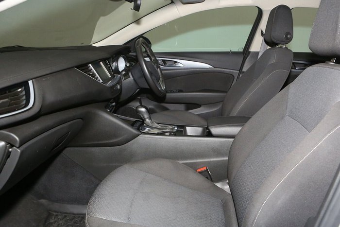 2019 Holden Commodore LT
