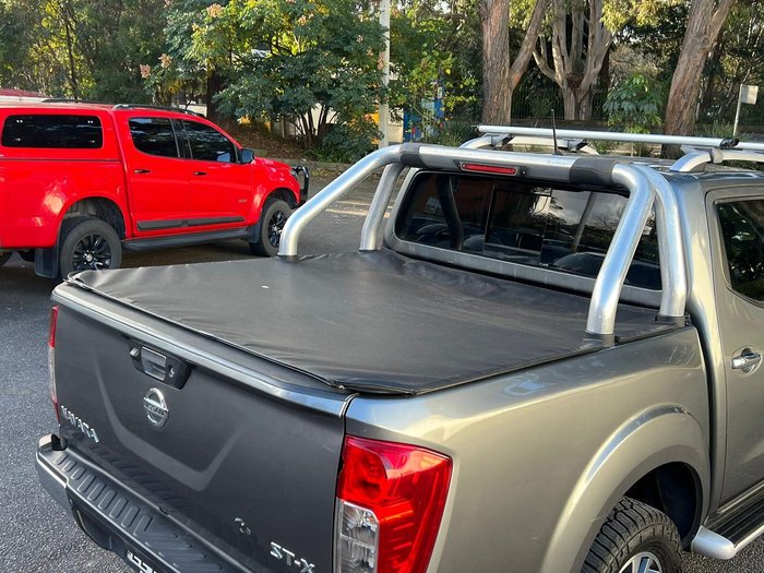 2020 Nissan Navara ST-X