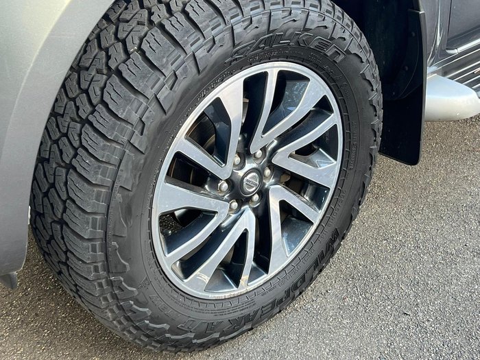 2020 Nissan Navara ST-X