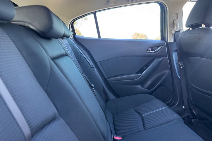 2018 Mazda 3 Maxx Sport