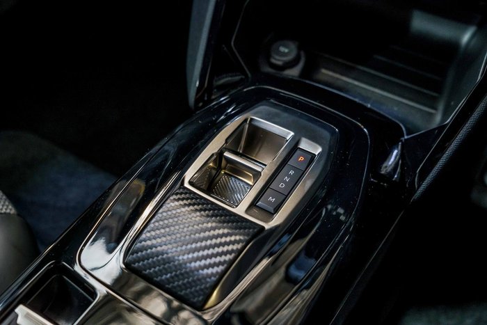 2025 Peugeot 2008 Allure Hybrid