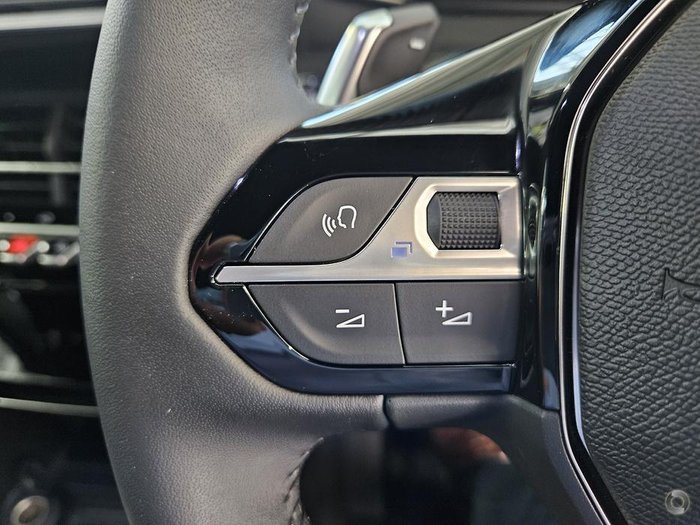 2025 Peugeot 2008 Allure Hybrid P24 MY25 Nera Black