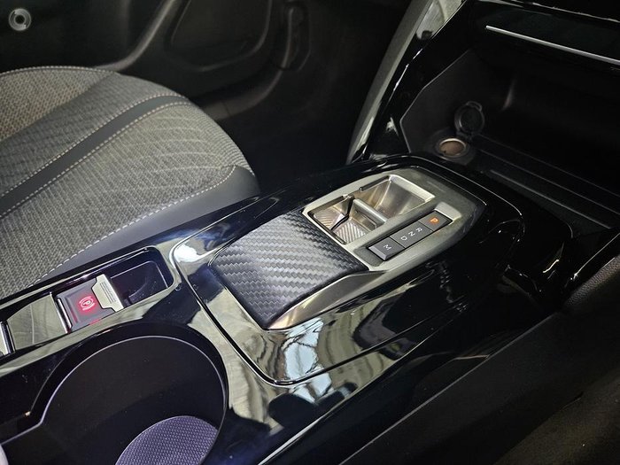 2025 Peugeot 2008 Allure Hybrid P24 MY25 Nera Black