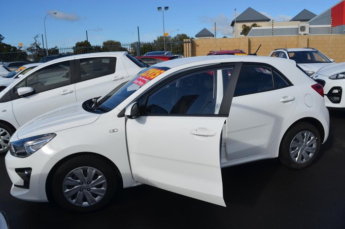 2022 Kia Rio S