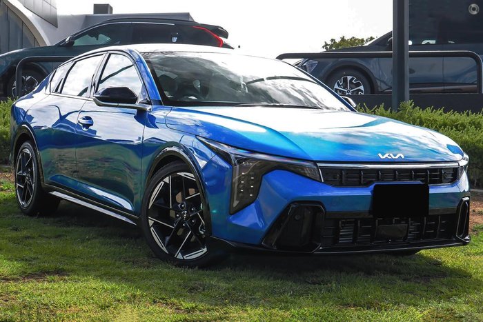 2025 Kia K4 Sport