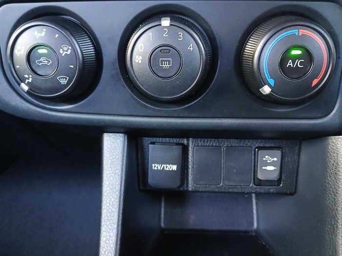 2019 Toyota Corolla Ascent ZRE172R Glacier White