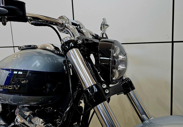 2023 Harley-Davidson Breakout 117 (FXBR) Softail Silver