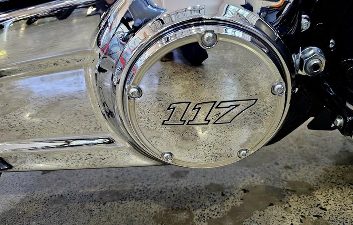 2023 Harley-Davidson Breakout 117 (FXBR) Softail Silver