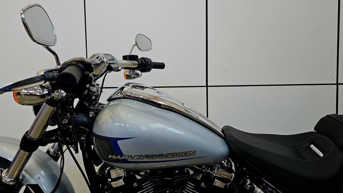 2023 Harley-Davidson Breakout 117 (FXBR) Softail Silver