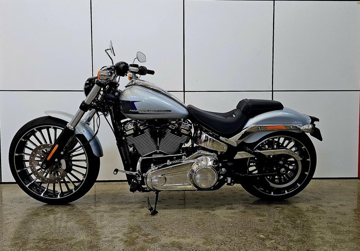 2023 Harley-Davidson Breakout 117 (FXBR) Softail Silver