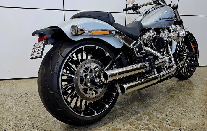 2023 Harley-Davidson Breakout 117 (FXBR) Softail Silver