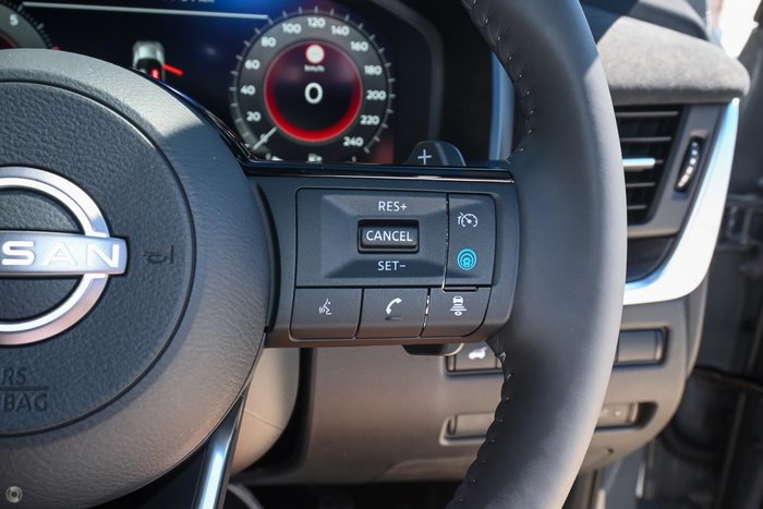 2025 Nissan QASHQAI Ti-L