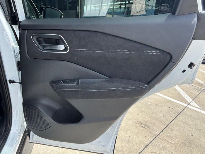 2025 Nissan QASHQAI Ti-L