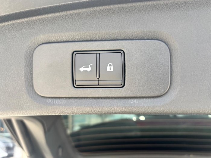 2025 Nissan QASHQAI Ti-L