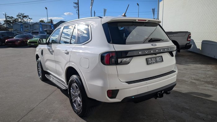 2024 Ford Everest Ambiente