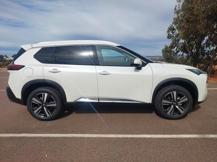 2025 Nissan X-TRAIL Ti-L