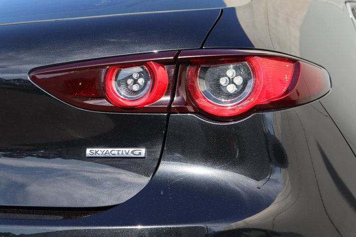 2020 Mazda 3 G20 Evolve