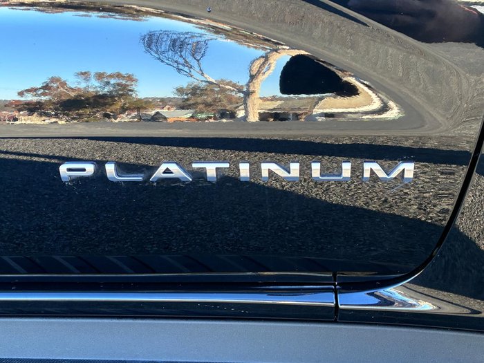 2024 Ford Everest Platinum