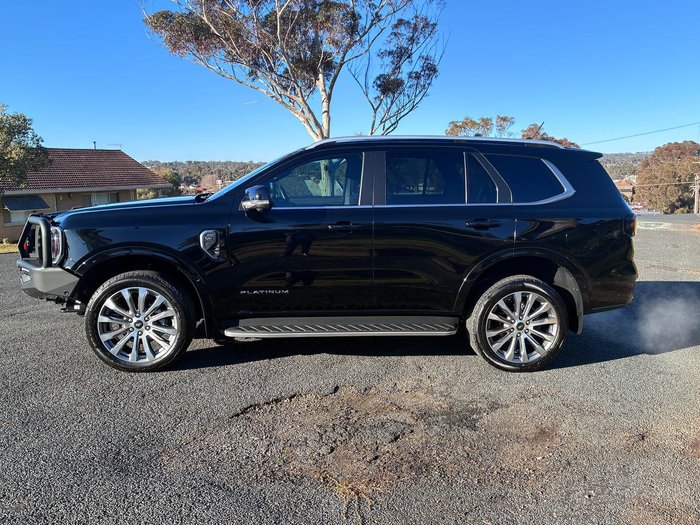 2024 Ford Everest Platinum