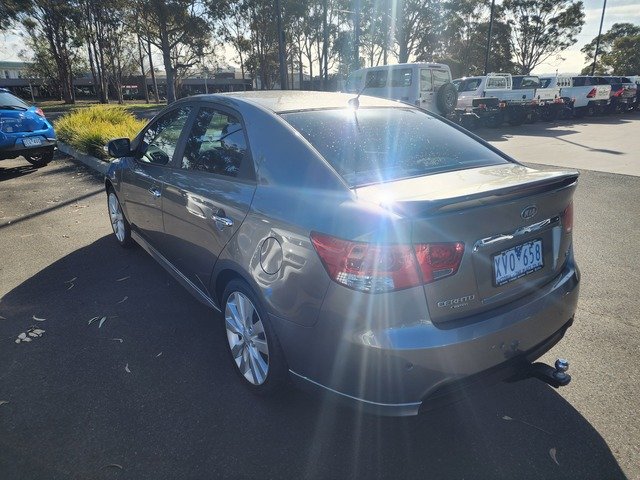 Kia Cerato SLi