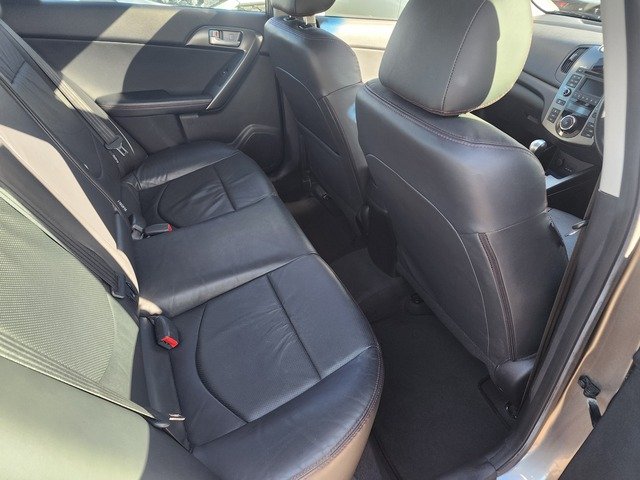 Kia Cerato SLi