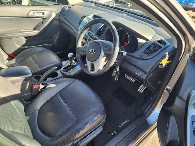 Kia Cerato SLi