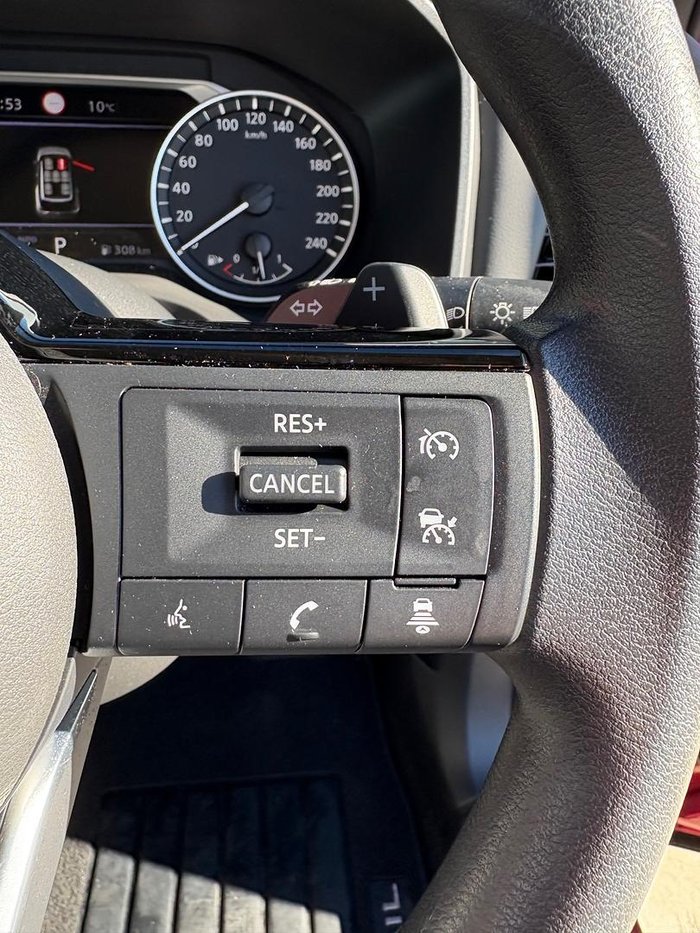 2024 Nissan X-TRAIL ST