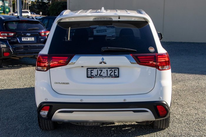 2020 Mitsubishi Outlander LS