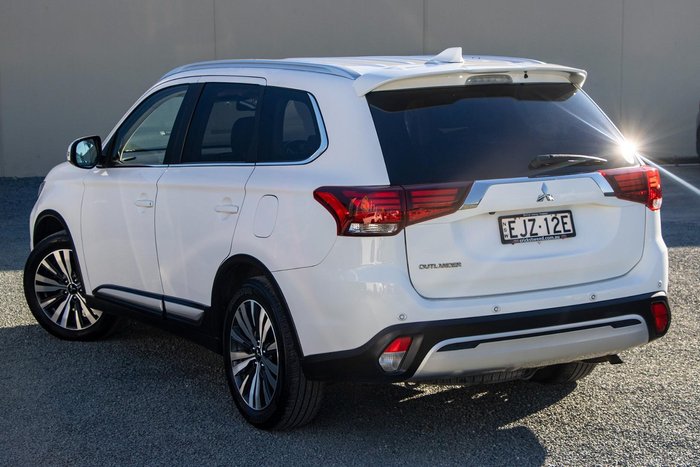 2020 Mitsubishi Outlander LS