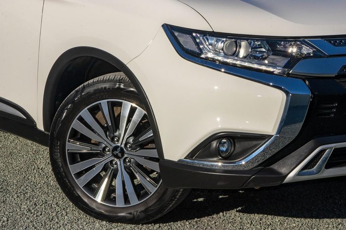 2020 Mitsubishi Outlander LS