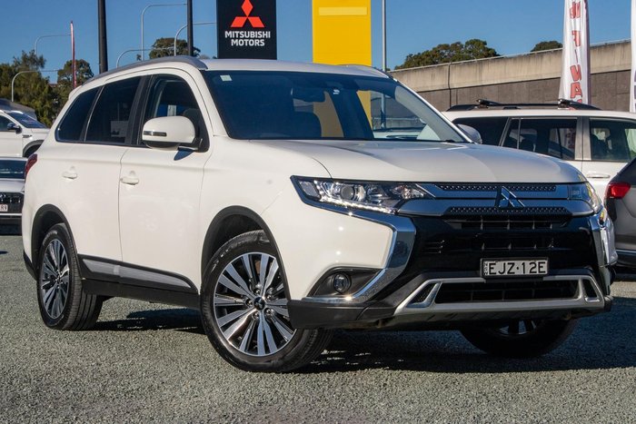 2020 Mitsubishi Outlander LS