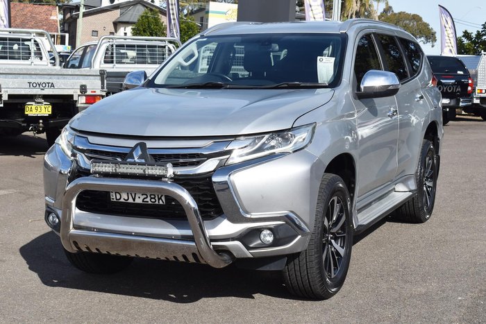 2016 Mitsubishi Pajero Sport GLS