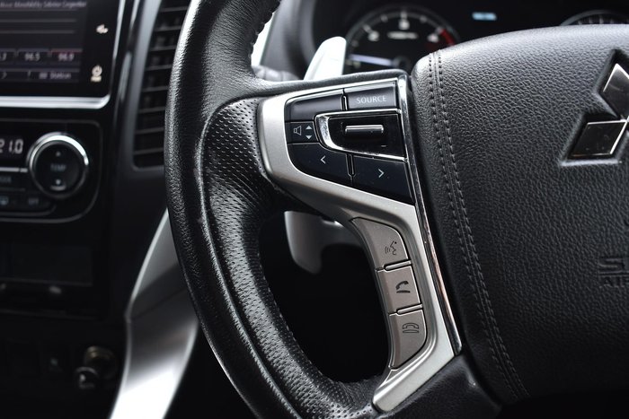 2016 Mitsubishi Pajero Sport GLS