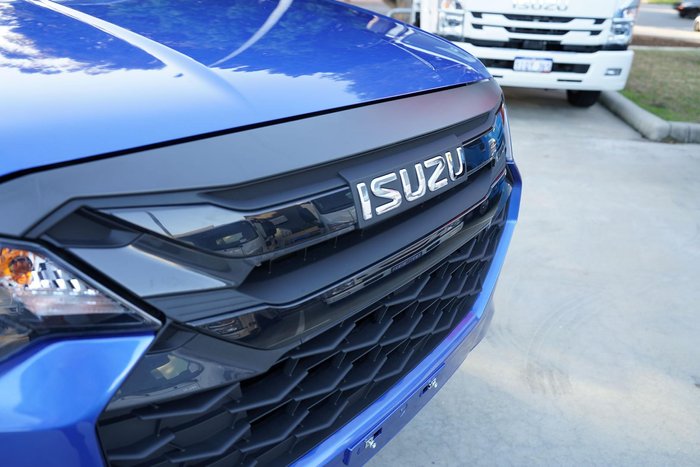2025 Isuzu D-MAX SX