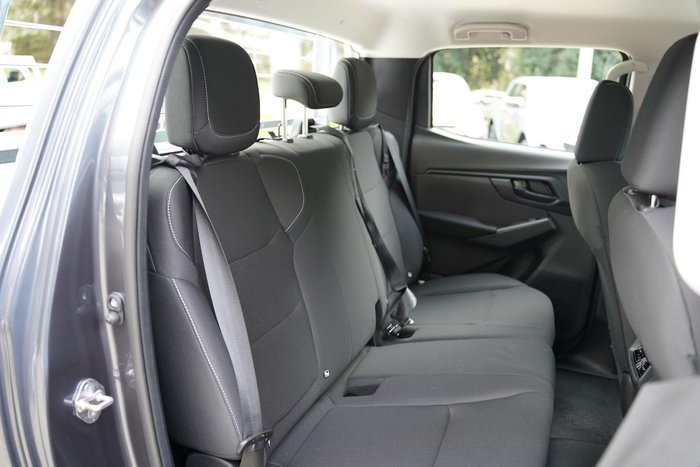 2025 Isuzu D-MAX SX