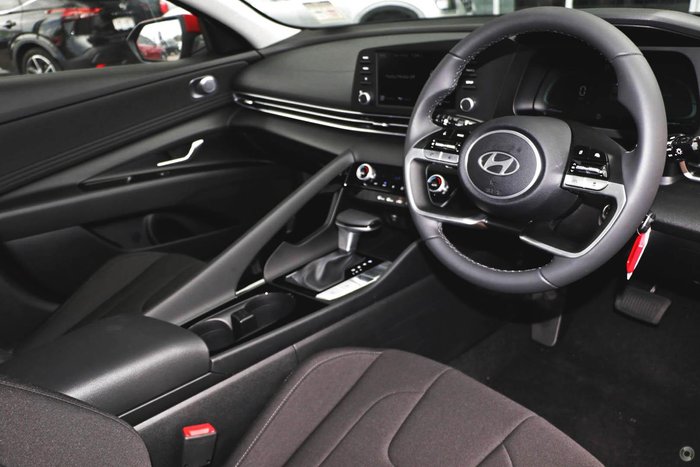 2025 Hyundai i30 Hybrid