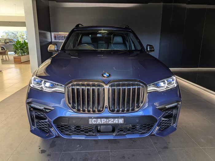 2022 BMW X7 M50I