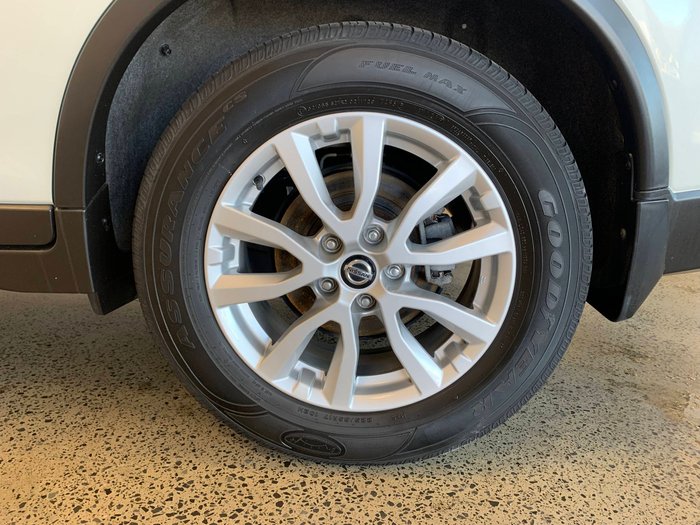 2019 NISSAN X-TRAIL ST 2WD