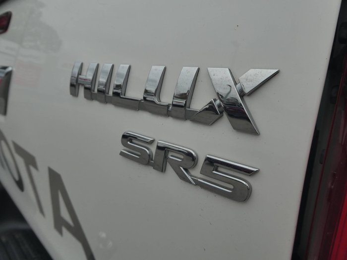 2019 Toyota Hilux 4x4 Hilux 4x4 SR5 2.8L T Diesel Automatic Double Cab 1Y46290 005
