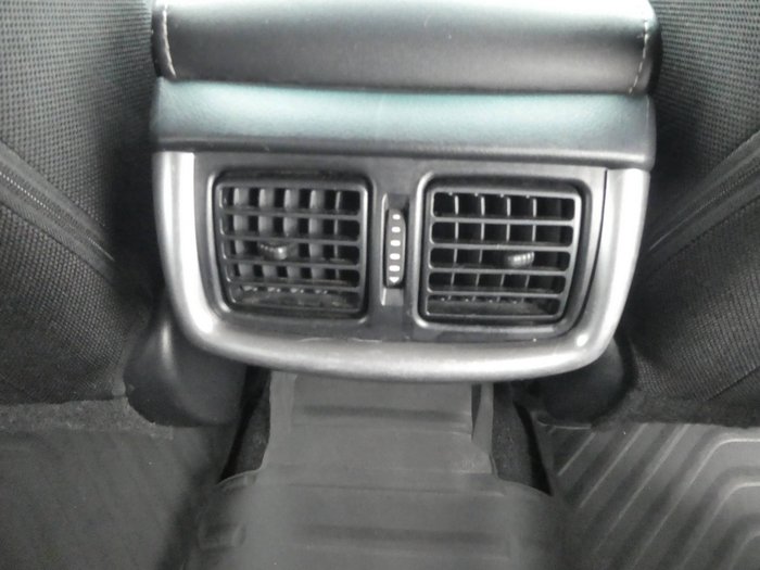 2019 Toyota Hilux 4x4 Hilux 4x4 SR5 2.8L T Diesel Automatic Double Cab 1Y46290 005