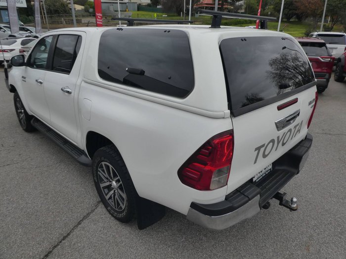 2019 Toyota Hilux 4x4 Hilux 4x4 SR5 2.8L T Diesel Automatic Double Cab 1Y46290 005