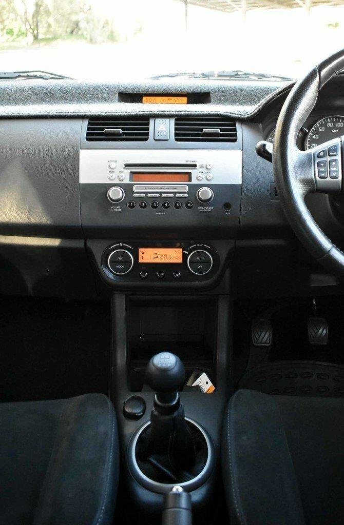 2010 Suzuki Swift RE4