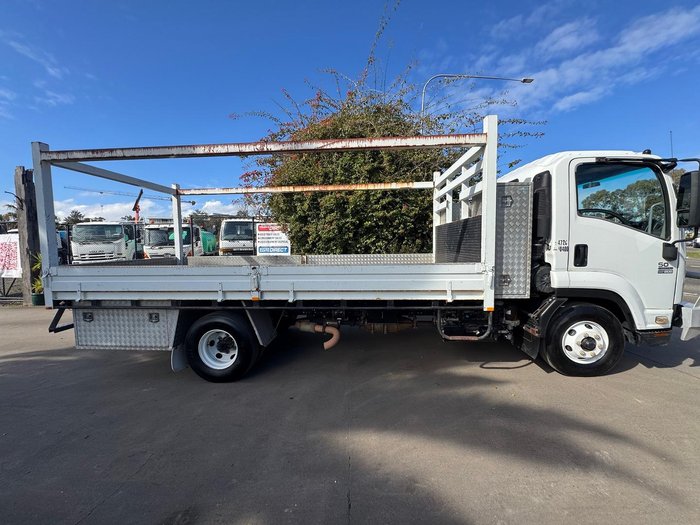 2009 Isuzu Frr 500 WHITE